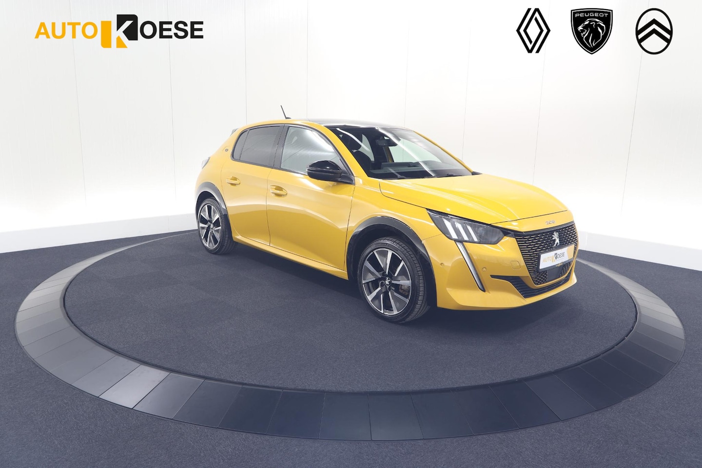 Peugeot e-208 - EV GT Pack 50 kWh | Adaptieve Cruise Control | Camera | Alcantara Bekleding | Dodehoekdete - AutoWereld.nl