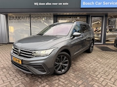 Volkswagen Tiguan Allspace - 1.5 TSI Life Business | Trekhaak | Climate | Stoelverwarming