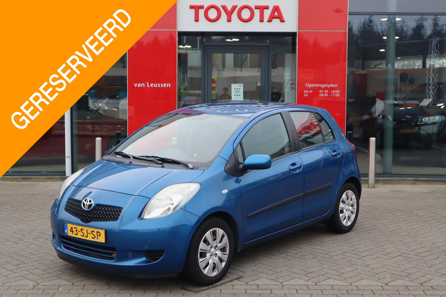 Toyota Yaris - 1.3 VVT-i AUTOMAAT 5-DEURS AIRCONDITIONING AUDIO-STUURWIELBEDIENING EL-RAMEN NL-AUTO - AutoWereld.nl