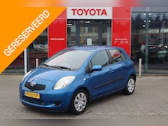 Toyota Yaris - 1.3 VVT-i AUTOMAAT 5-DEURS AIRCONDITIONING AUDIO-STUURWIELBEDIENING EL-RAMEN NL-AUTO