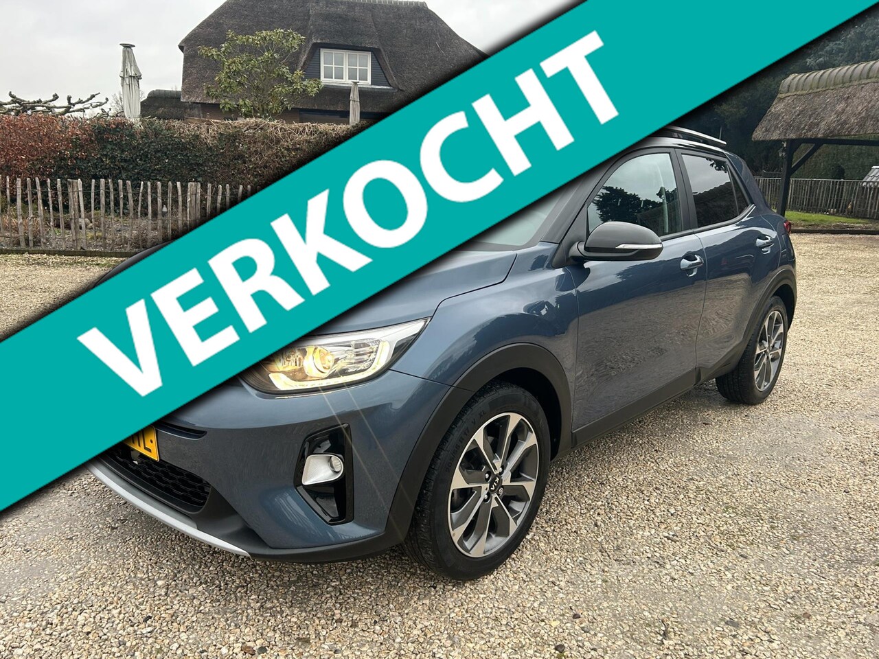 Kia Stonic - 1.0 T-GDi Executive Line Navi, Trekhaak, 47000 km ! - AutoWereld.nl
