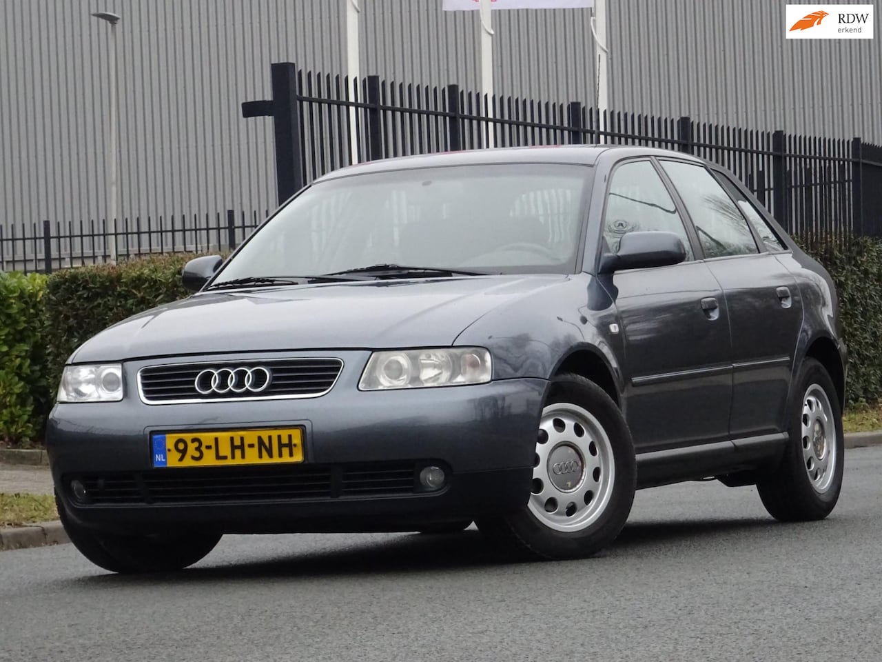 Audi A3 - 1.9 TDI Attraction BJ2003 5DRS CLIMA/CRUISE/APK - AutoWereld.nl