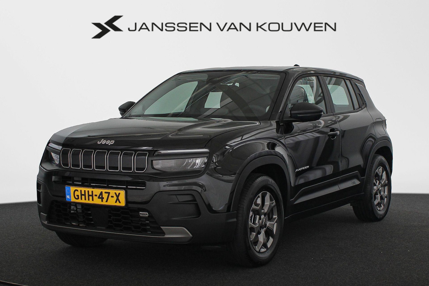 Jeep Avenger - Longitude 54 kWh SOH 97% Warmtepomp Climate Control Keyless Start - AutoWereld.nl