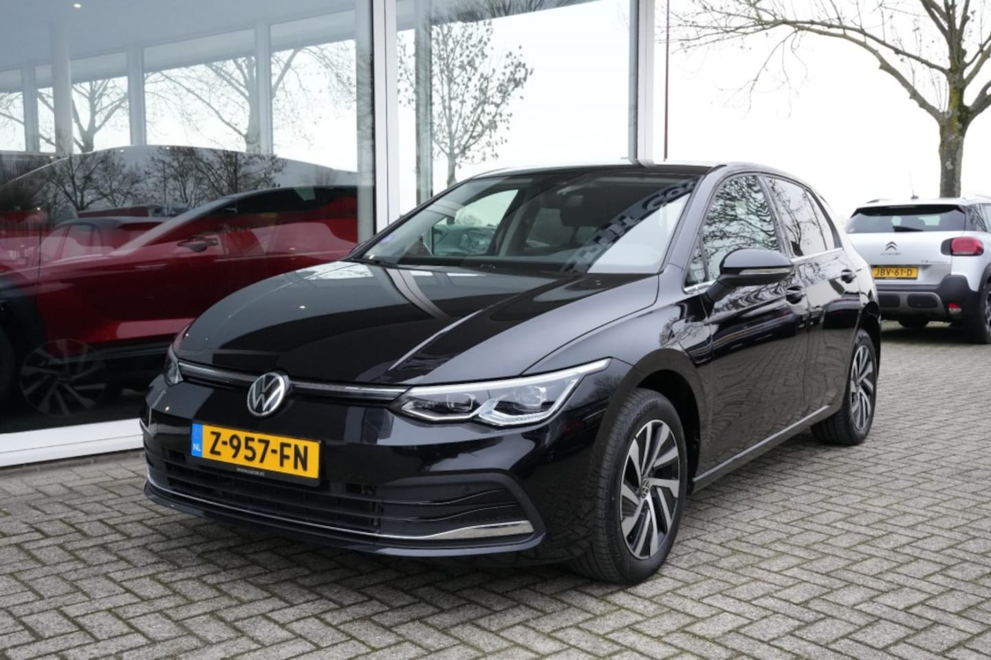 Volkswagen Golf - 1.4 EHYBRID STYLE-All in prijs/ Stoelverwarming/Camera/Navi - AutoWereld.nl