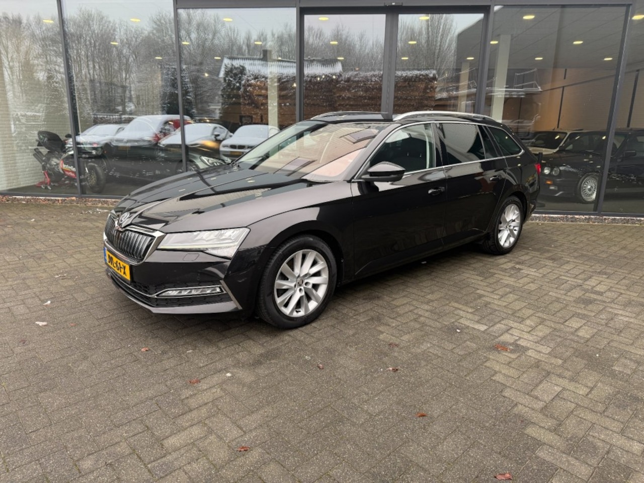 Skoda Superb Combi - Combi 1.4 TSI IV Clever+,Full LED,Trekhk Elekt,Cam360,Digi Dash,Stoel/stuurverw,Lane Ass., - AutoWereld.nl