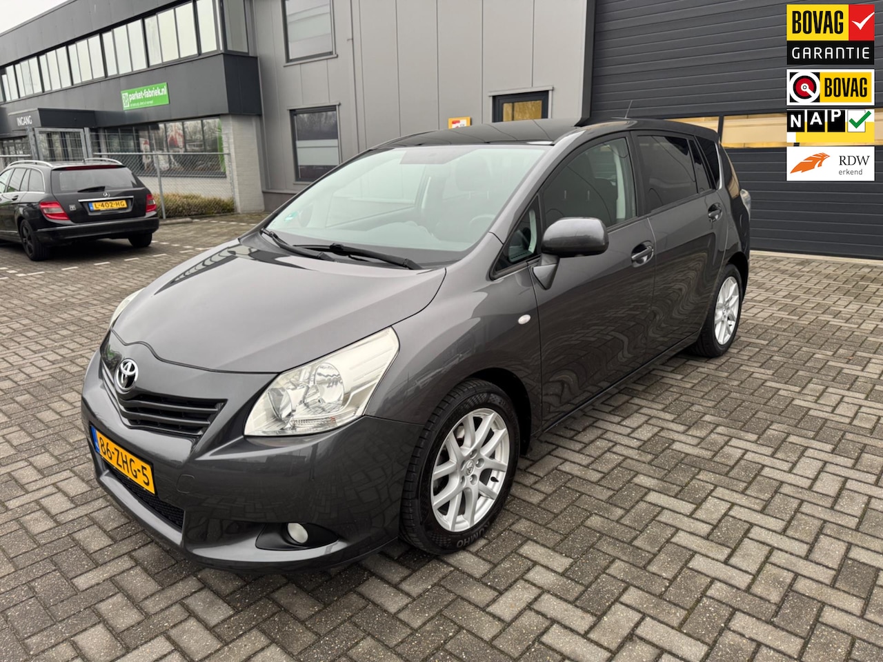 Toyota Verso - 1.6 VVT-i Business 1.6 VVT-i Business - AutoWereld.nl