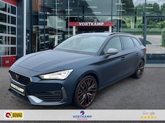 CUPRA Leon Sportstourer - 1.4 TSI DSG VZ PANODAK/CAMERA/ELEKKLEP/ACC/STOEL+STUURVERW