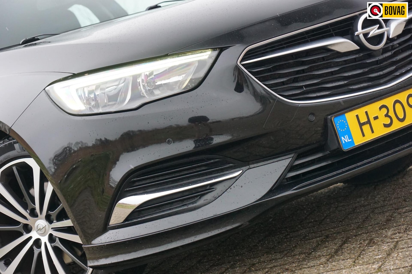 Opel Insignia Grand Sport - 1.5 Turbo Business Executive AUT | Daimond Black | AppleCarplay/Camera/DAB+/Clima/Cruise - - AutoWereld.nl