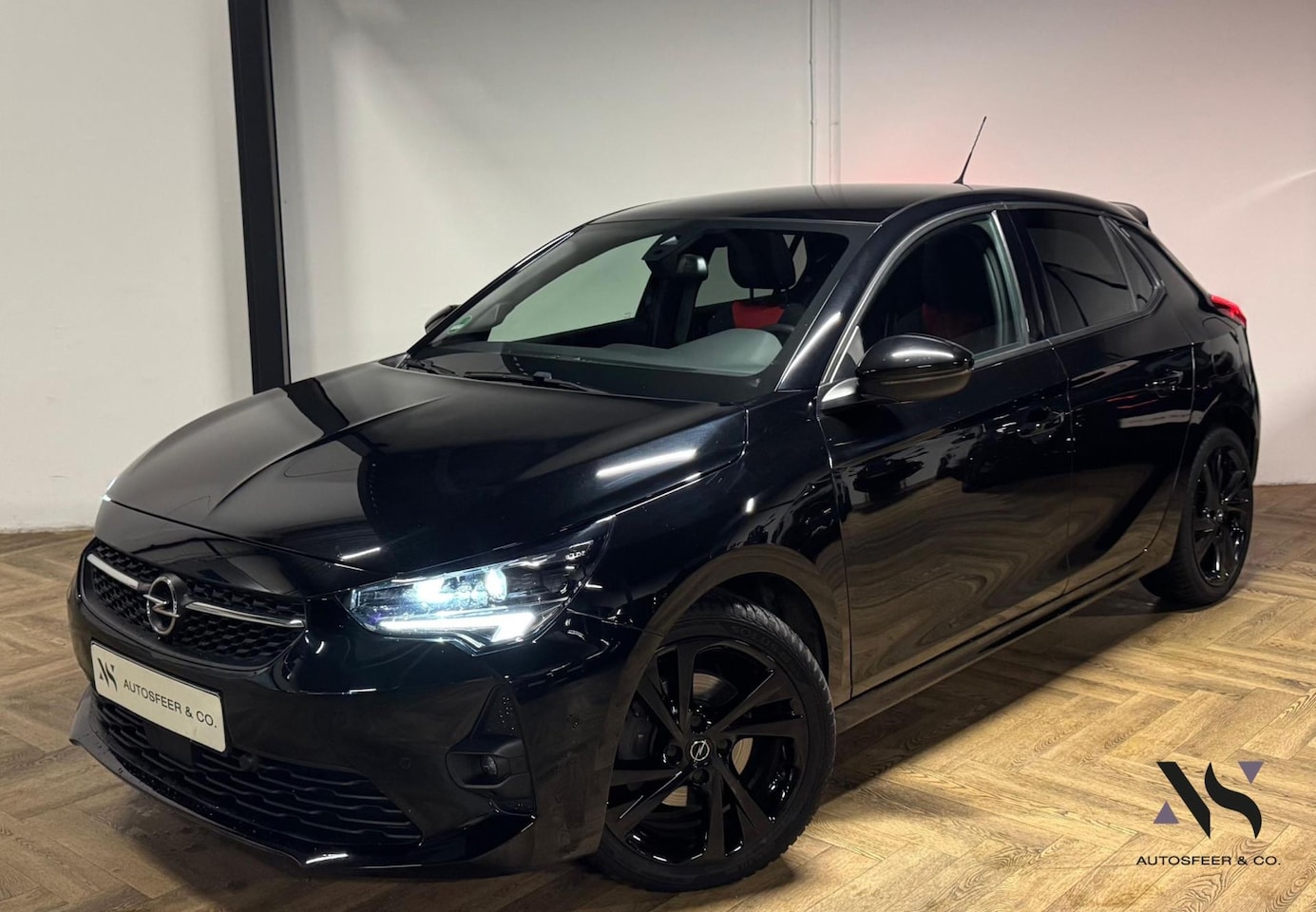 Opel Corsa - 1.2 GS Line PANO CAM KEYLESS - AutoWereld.nl
