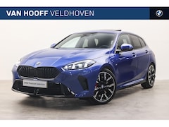 BMW 1-serie - 120 M Sport Automaat / Panoramadak / Sportstoelen / Achteruitrijcamera / M Adaptief onders