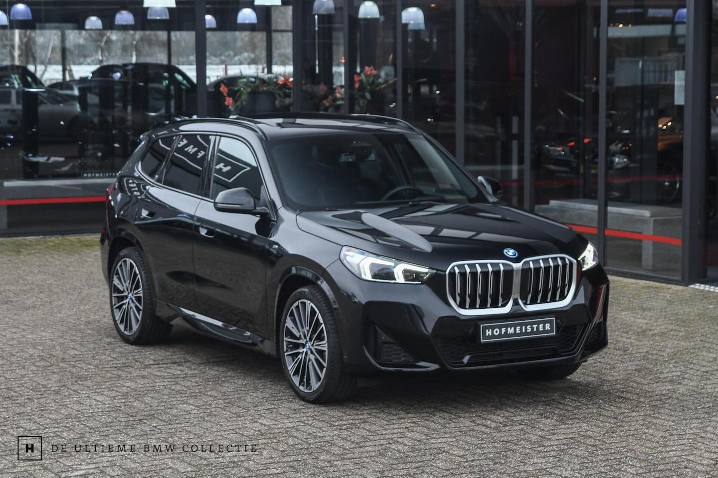 BMW X1 - xDrive 30e M-Sport | 20 inch | Pano | Head-up - AutoWereld.nl