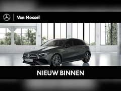Mercedes-Benz A-klasse - 250 e 140 Year Edition / Panaroma-dak / Sfeerverlichting / 19inch / Night-Pakket /