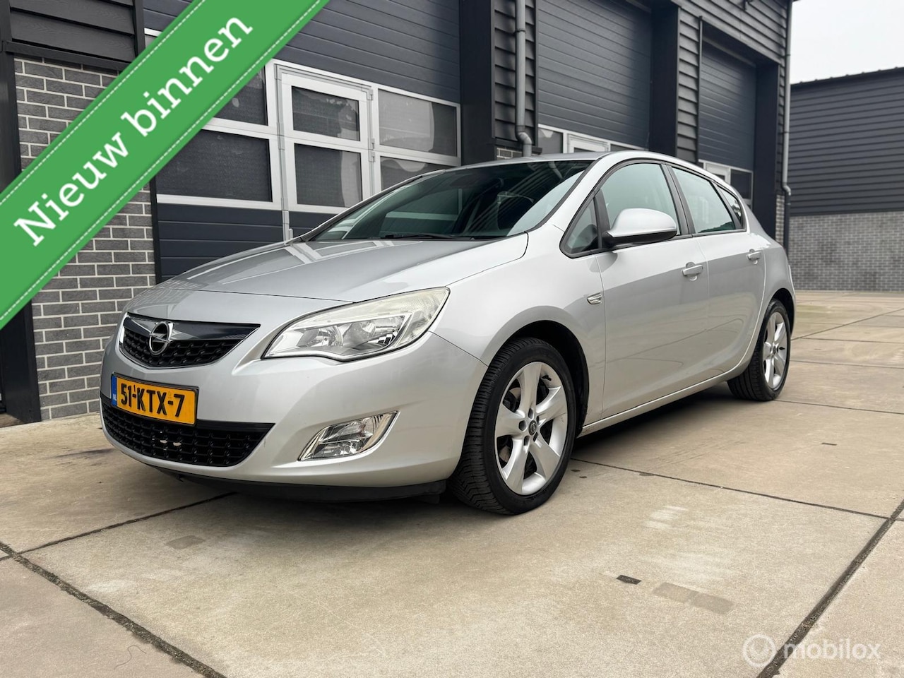 Opel Astra - 1.6 Sport APK NAP Airco Onderhoudsb. Elec. Rm. - AutoWereld.nl