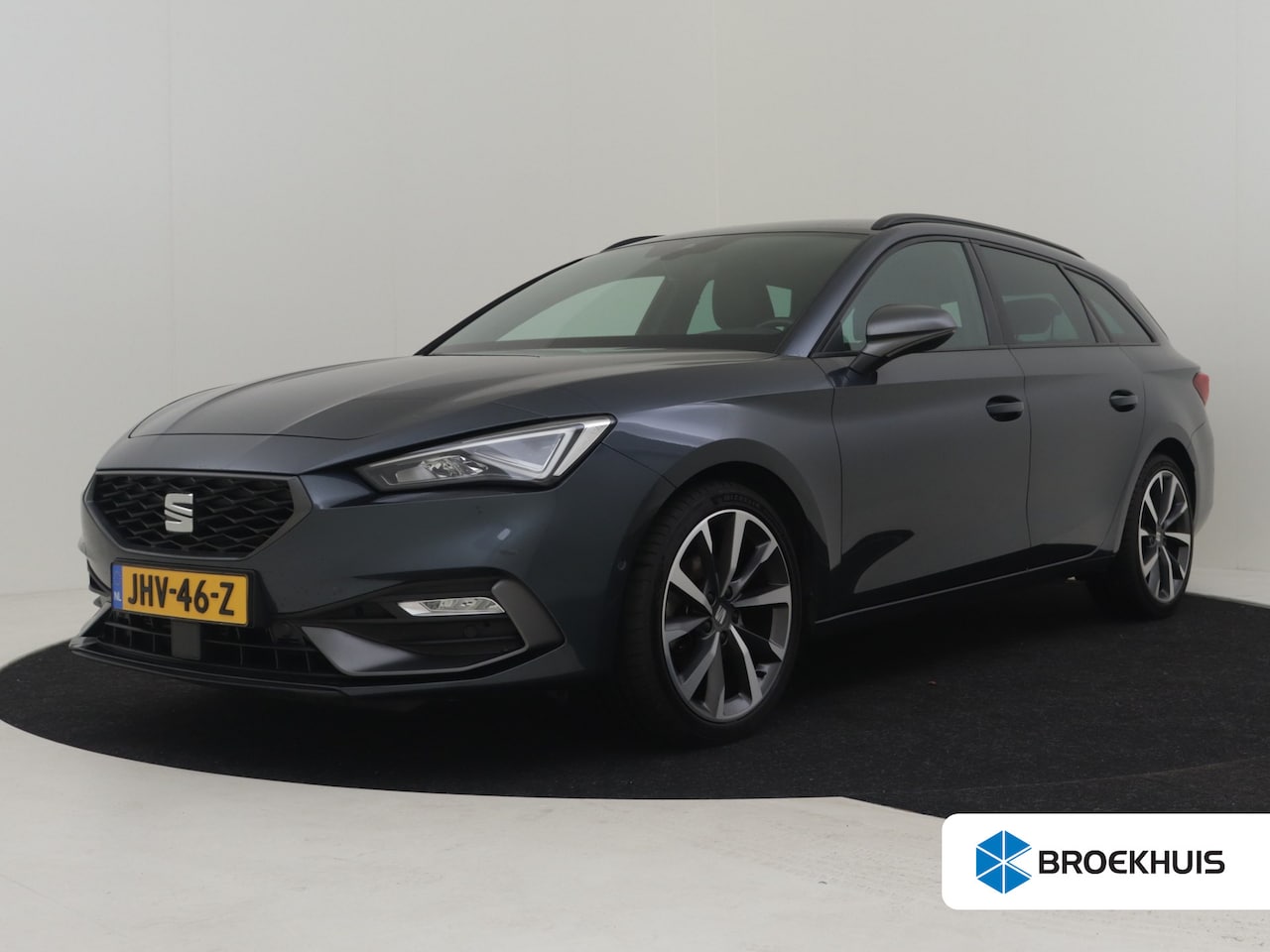 SEAT Leon Sportstourer - 1.5 eTSI FR Launch Edition | Airco (automatisch) | Bluetooth telefoonvoorbereiding | Buite - AutoWereld.nl