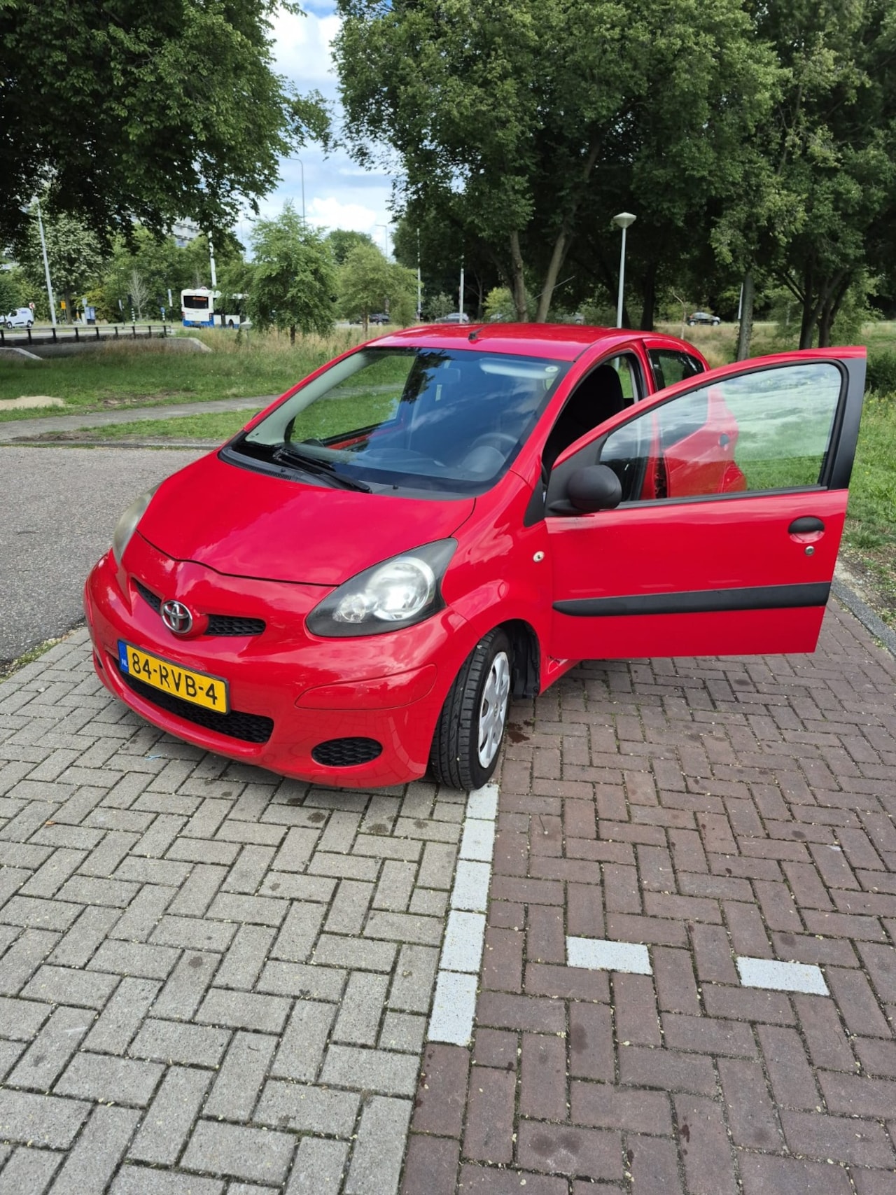 Toyota Aygo - 1.0-12V Cool 5- deurs - AutoWereld.nl