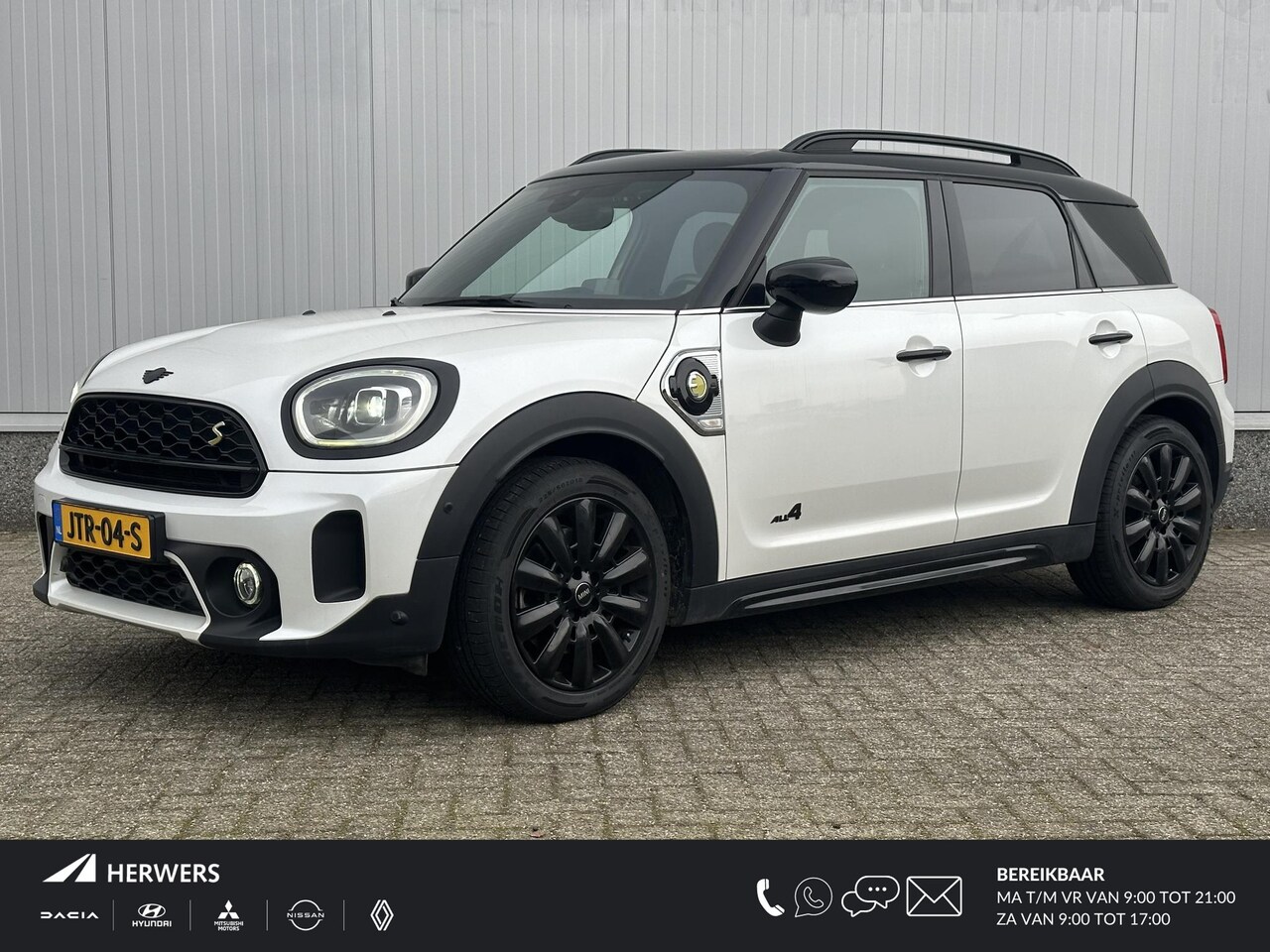 MINI Countryman - 1.5 Cooper S E ALL4 PHEV MINI Yours Automaat / Dealer onderhouden / Leder / Schuifdak / El - AutoWereld.nl