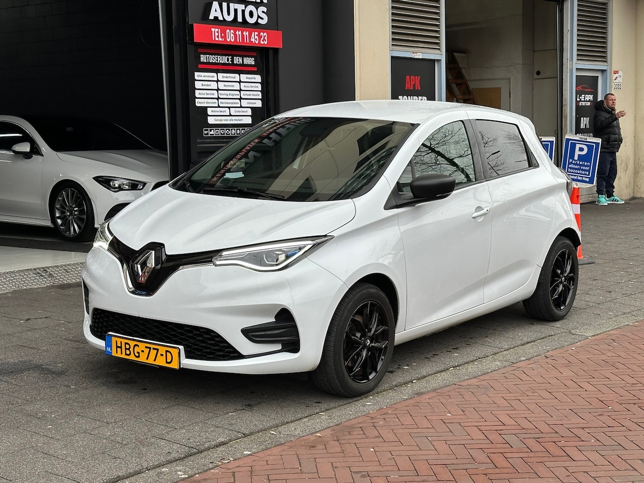 Renault Zoe - R135 Intens 52 kWh Airco Carplay - AutoWereld.nl