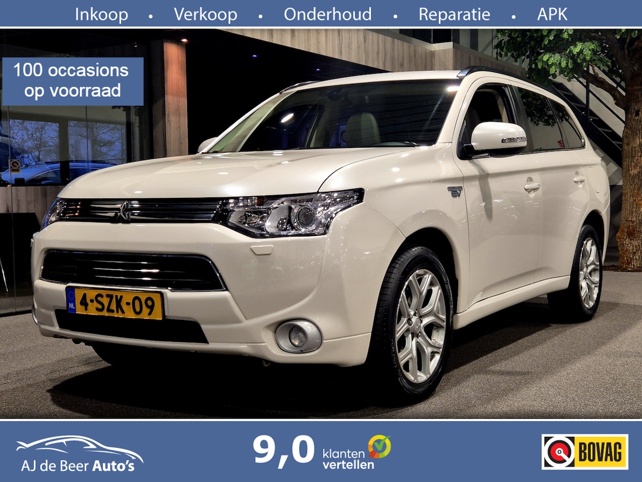 Mitsubishi Outlander - 2.0 PHEV Instyle Volleder | Open dak | Xenon | Parelmoer | Trekhaak - AutoWereld.nl