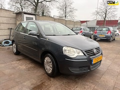 Volkswagen Polo - 1.4-16V Optive Nieuwe APk/Weinig Km