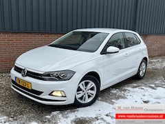 Volkswagen Polo - 1.0 TSI Comfortline Business