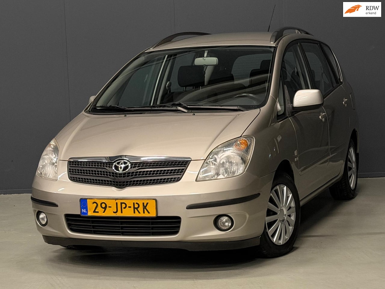 Toyota Corolla Verso - 1.8 VVT-i Linea Sol AUTOMAAT AIRCO/ISOFIX/PDC | KEURIGE AUTO ! - AutoWereld.nl
