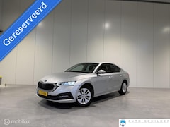 Skoda Octavia - 1.0 e-TSI Business Edition, 5-Deurs, Navigatie|Automaat|Led|Org.NL|Carplay|Pdc|El.Achterkl