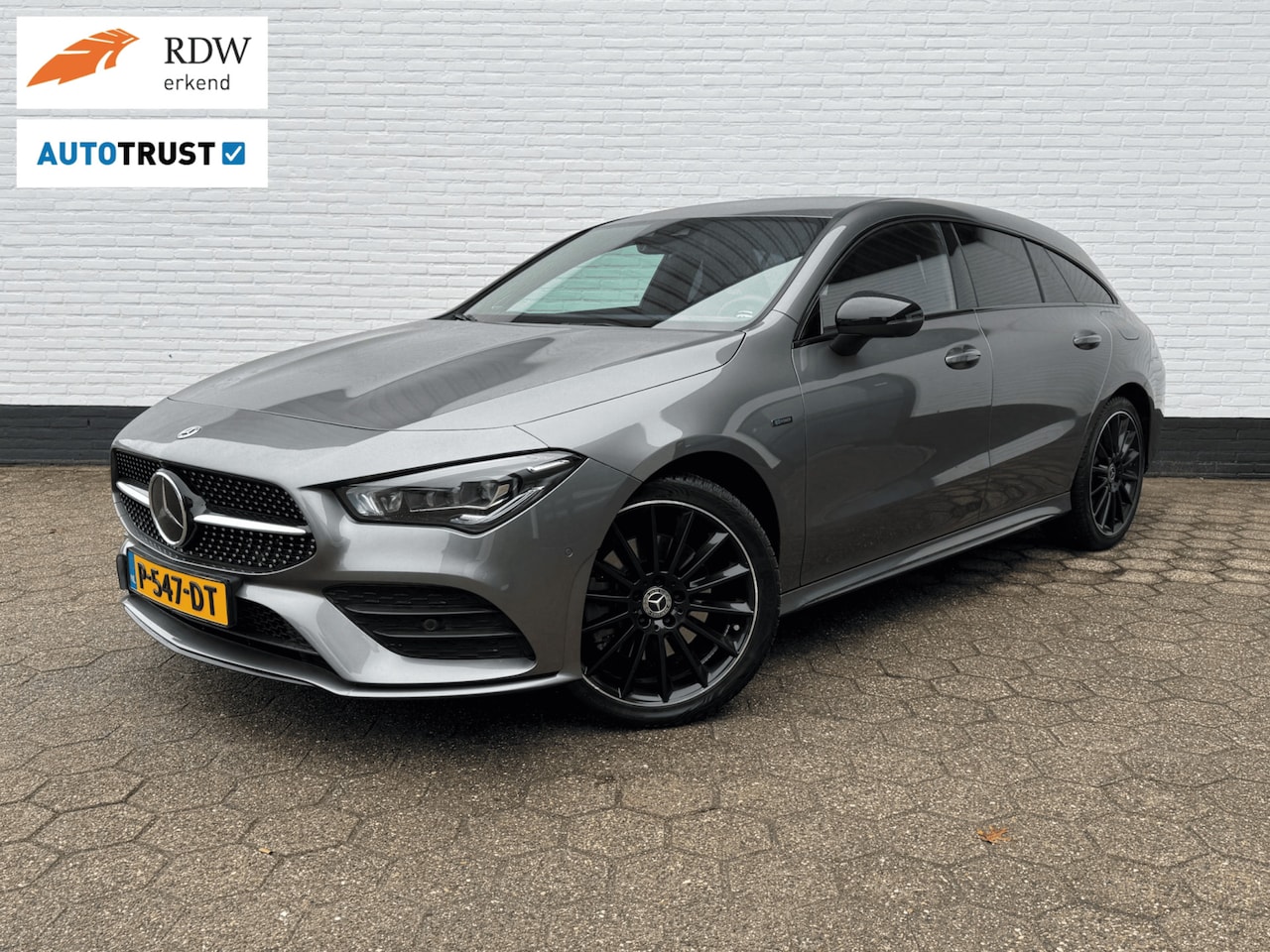 Mercedes-Benz CLA-klasse Shooting Brake - 250e AMG l BURMESTER l ACC l WIDESCREEN! - AutoWereld.nl