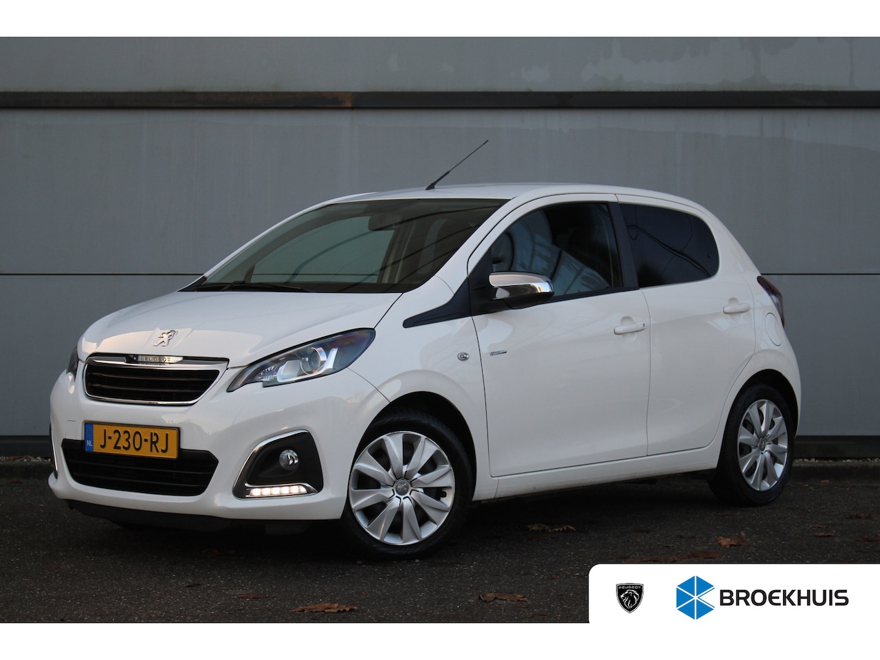 Peugeot 108 - 1.0 e-VTi Style | Bluetooth | Centrale Vergrendeling | Airco | LED | Getint Glas | | Bluet - AutoWereld.nl