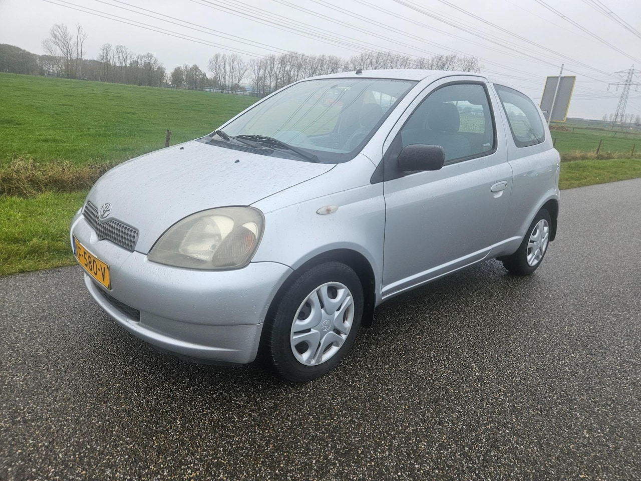 Toyota Yaris - 1.3-16V VVT-i Luna 1.3-16V VVT-i Luna 3 drs Airco - AutoWereld.nl