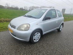 Toyota Yaris - 1.3-16V VVT-i Luna 3 drs Airco