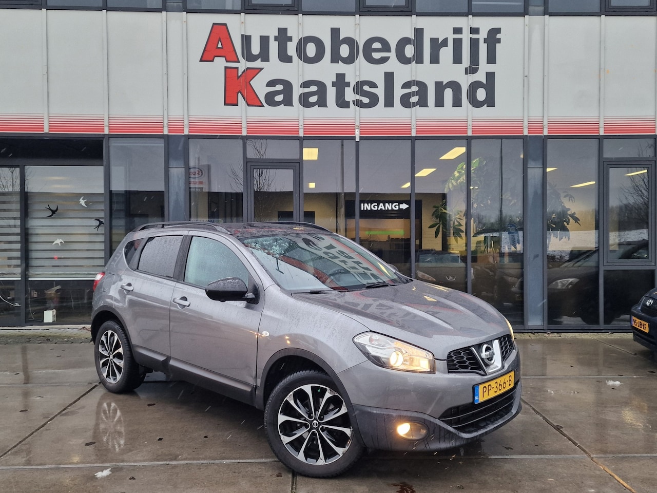 Nissan Qashqai - 1.6 dCi 360 - Pano - Leer - Navi - - AutoWereld.nl