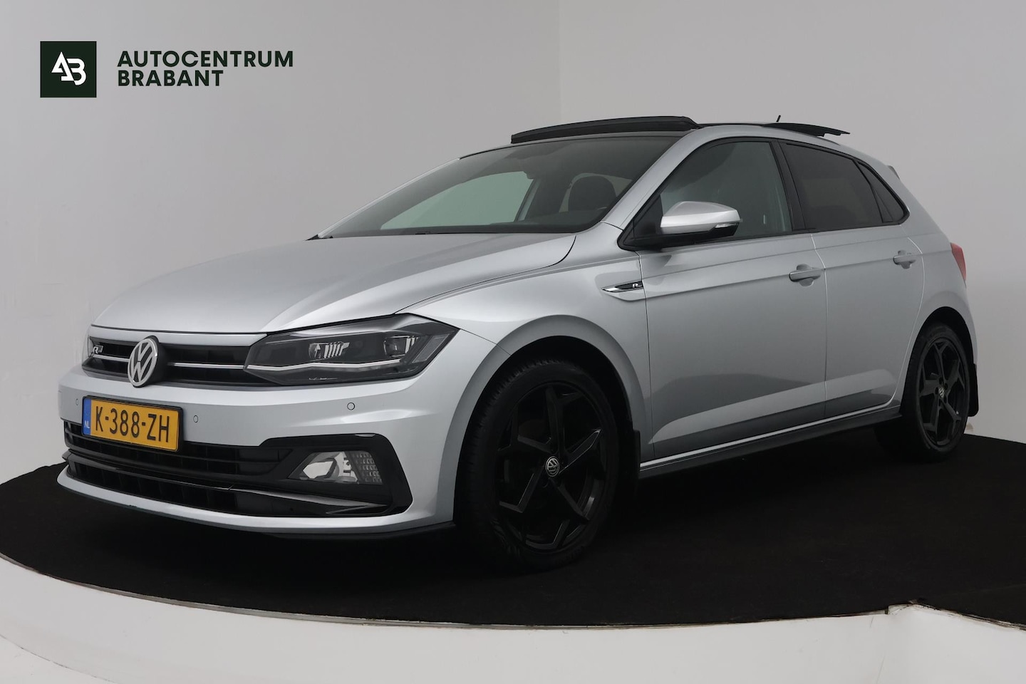 Volkswagen Polo - 1.0 TSI Highline R-line (PANORAMADAK, CAMERA, VIRTUAL COCKPIT, NAVIGATIE, LED, CLIMA, PARK - AutoWereld.nl