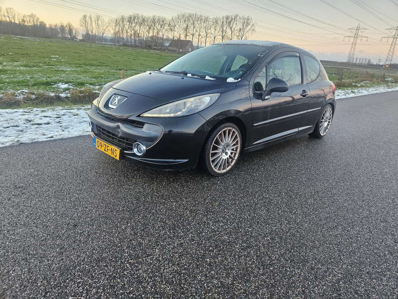 Peugeot 207 - 1.6 VTi XS 1.6 VTi XS 3 drs - AutoWereld.nl
