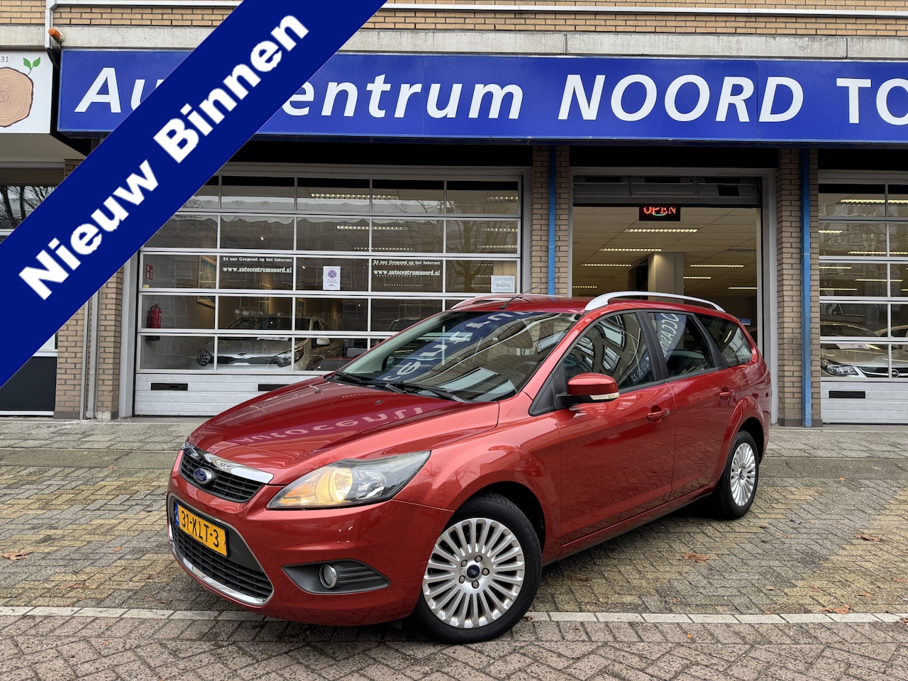 Ford Focus Wagon - 1.8 Limited NAP | Navigatie | Climate Control | Cruise Control | Parkeersensoren | Lichtme - AutoWereld.nl