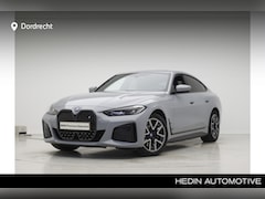 BMW i4 - eDrive40 84 kWh | M-Sport | Camera | Active Cruise Controle | Schuifdak | Hifi | Stoelverw