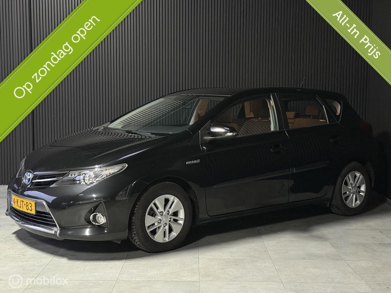Toyota Auris - 1.8 Hybrid Aspiration - Navi - Nap - Goed onderhouden - - AutoWereld.nl