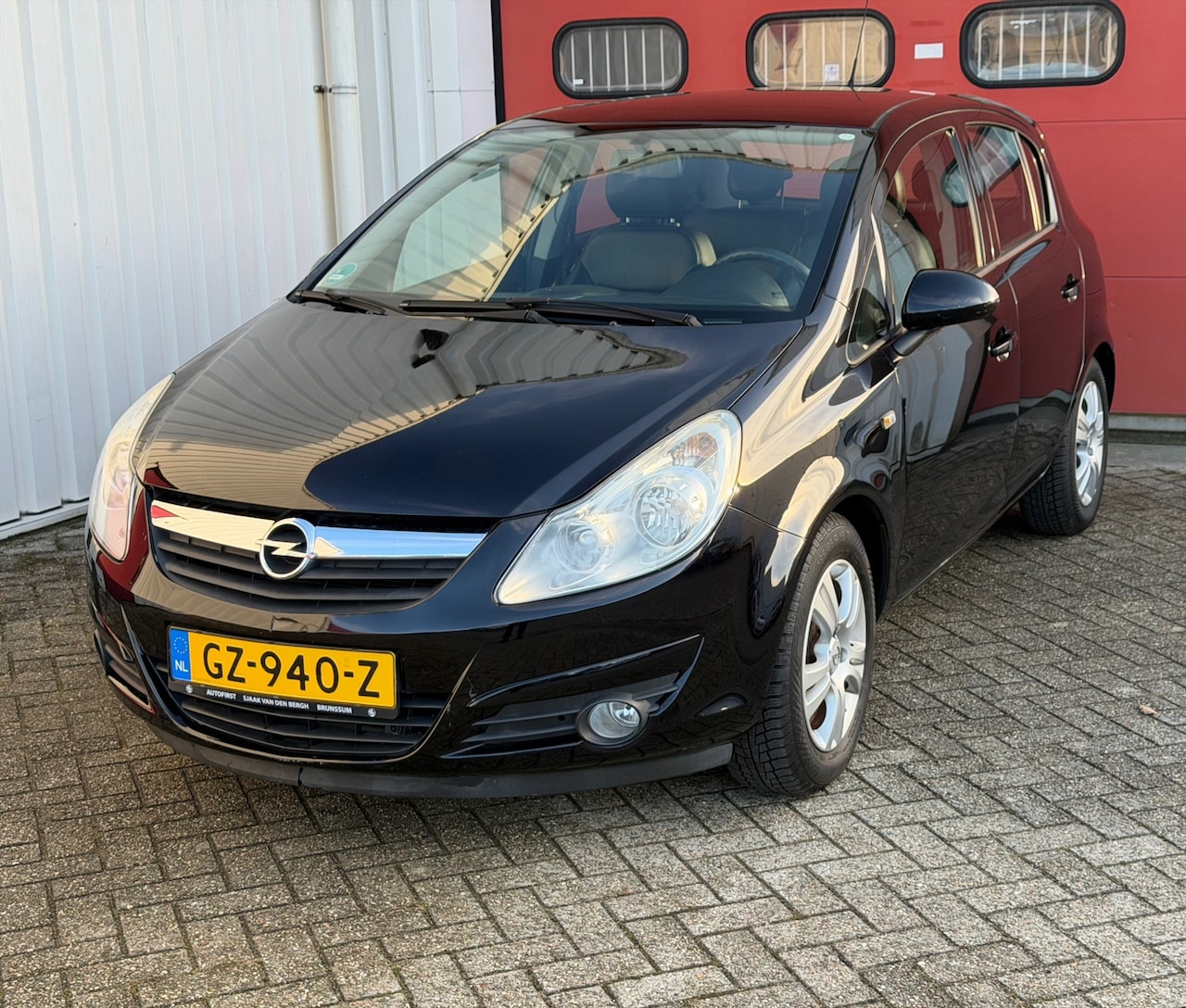 Opel Corsa - 1.2-16V Sport Zwart Automaat Cruise Airco - AutoWereld.nl
