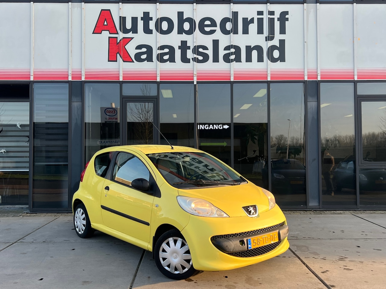 Peugeot 107 - 1.0-12V XR 1.0-12V XR - NIEUWE APK - - AutoWereld.nl