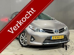 Toyota Auris - 1.8 Hybrid|Automaat|Verwarmde|Dealer onderhoude
