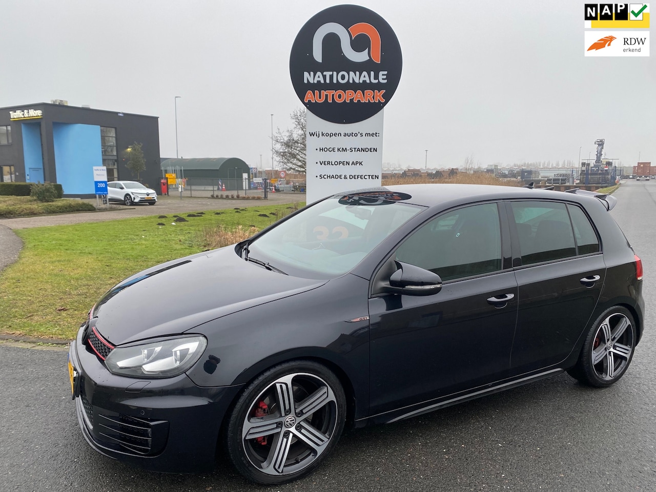 Volkswagen Golf - 2010 * 2.0 GTI *AUTOMAAT* *APK* * TOP AUTO - AutoWereld.nl