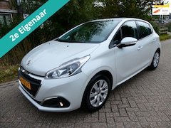 Peugeot 208 - 1.2i 5-deurs Airco Cruise Navi PDC Trekhaak 2e eig. 120.000km