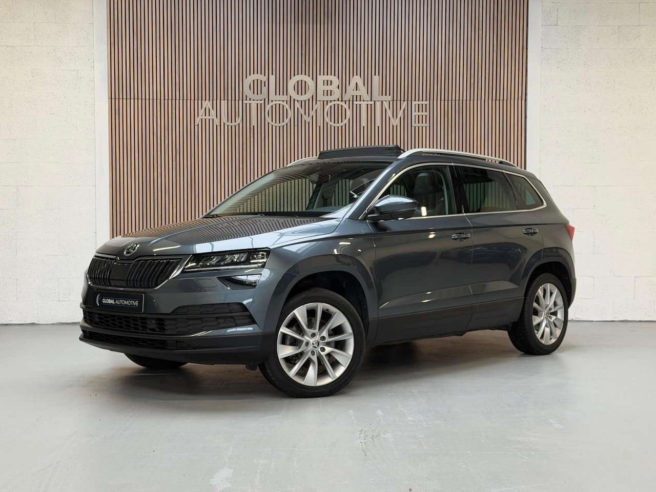 Skoda Karoq - 1.5 TSI ACT Style - SCHUIFDAK - AUTOMAAT - COCKPIT - AutoWereld.nl