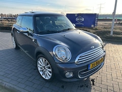 MINI Cooper - 1.6 Chili | Pano | Clima | Cruise | NAP | Stoelverwarming