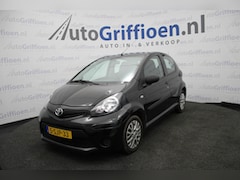 Toyota Aygo - 1.0 VVT-i Now nette 5-deurs met airco