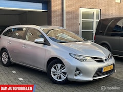 Toyota Auris Touring Sports - 1.8 Hybrid, Camera, Full maps Navigatie, Nederlandse auto met NAP
