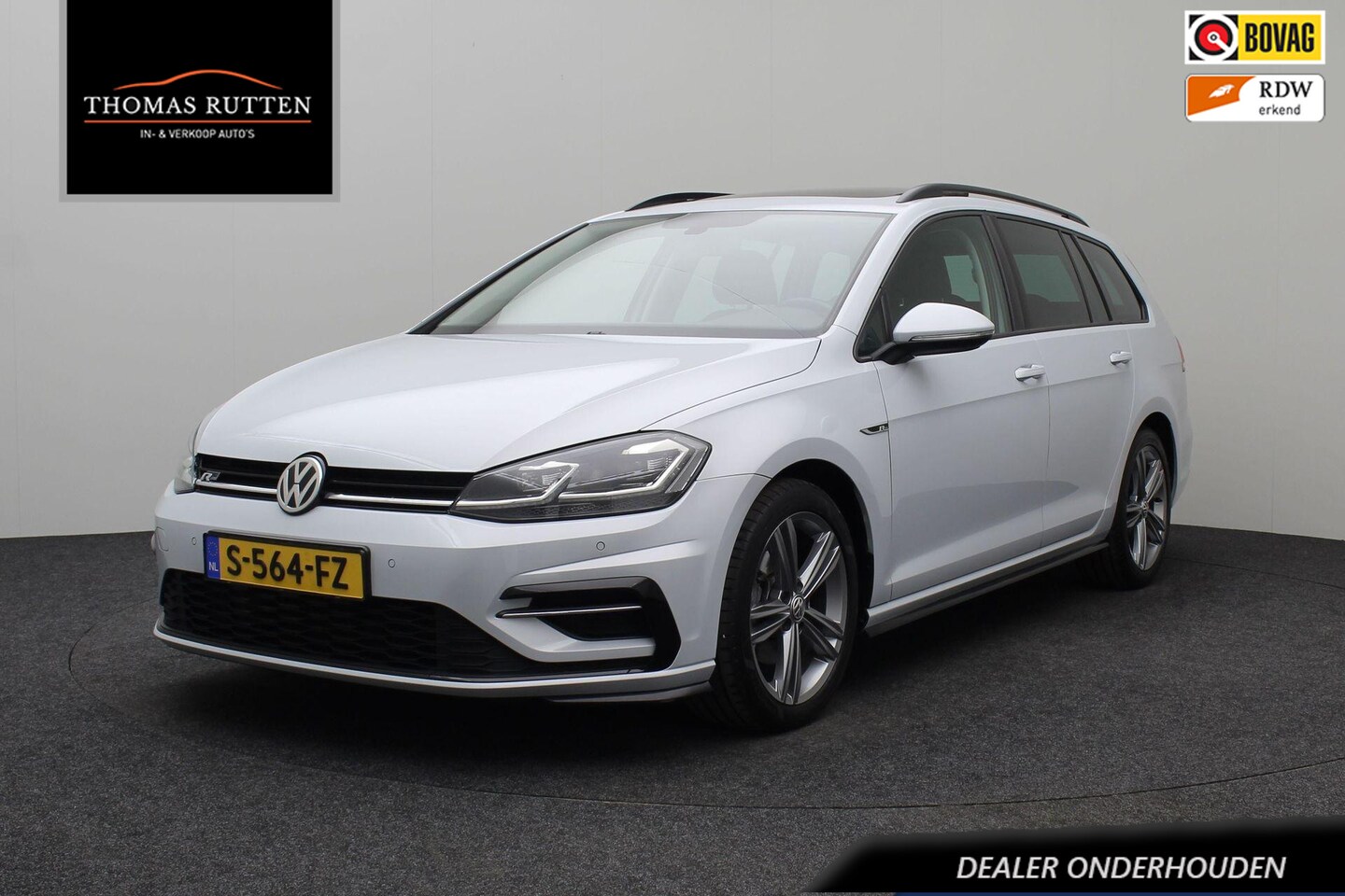Volkswagen Golf Variant - 1.5 TSI Highline Business R-Line 2018 Panoramadak | Carplay | Virtual dashboard | DSG | Na - AutoWereld.nl
