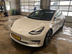 Tesla Model 3 - STANDARD RANGE PLUS RWD