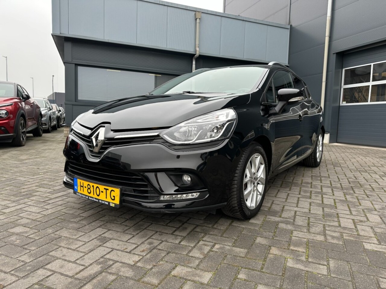 Renault Clio Estate - Estate 0.9 TCe Limited Navigatie - AutoWereld.nl