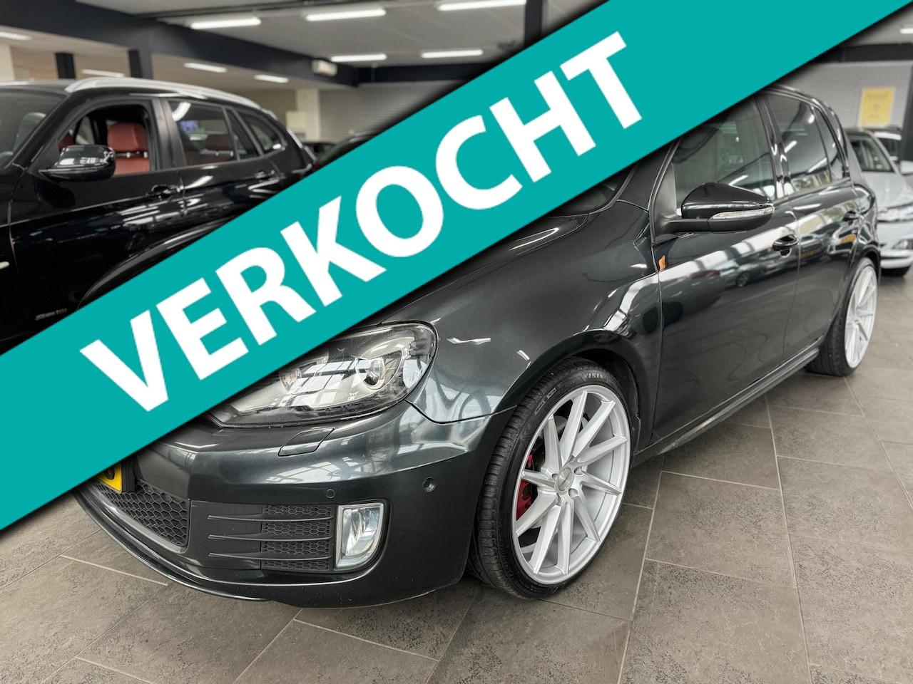 Volkswagen Golf - 2.0 GTI leer schuifdak clima navi led xenon pdc stoelverwarming lm-velgen elektrische pakk - AutoWereld.nl
