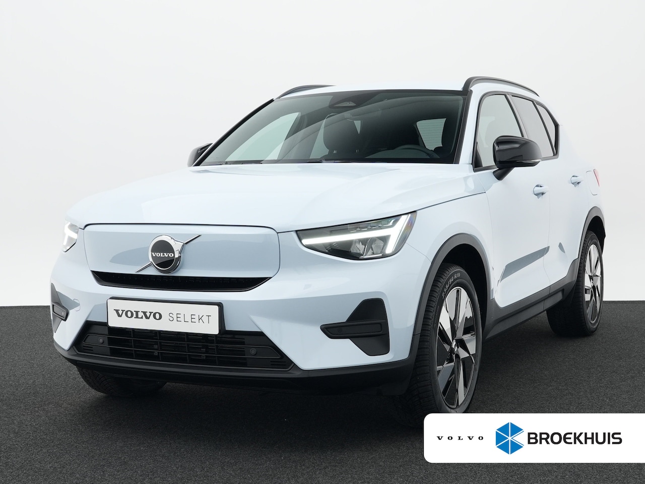 Volvo EX40 - Single Motor Extended Range Core Business 82 kWh Driver Assist Pack | Climate Pack| Versat - AutoWereld.nl